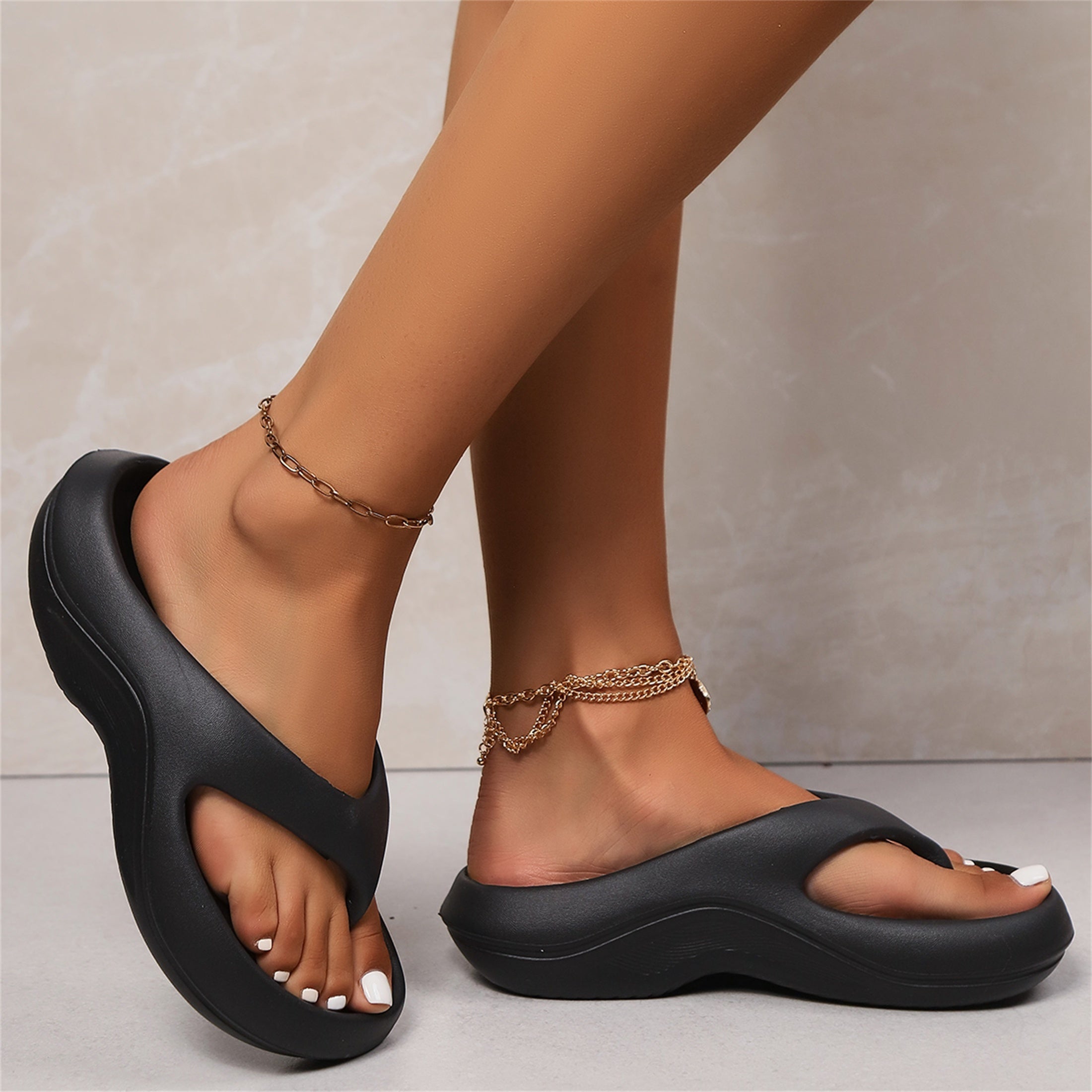[Comfortable and Soft] Stylish Solid Color EVA Molded Flip-Flops - Comfortable and Soft - For Women, Daily Life, Work, or Beach Vacations