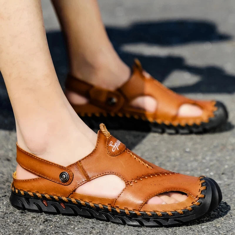 2025 New Casual Men's Soft Slippers Comfortable Men Summer Leather Sandals Roman